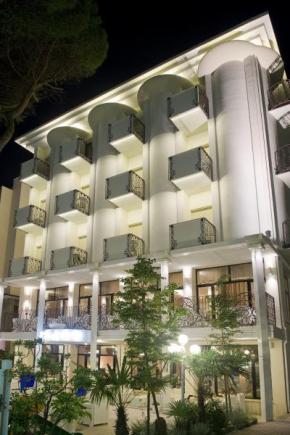 Отель Hotel Baby  Милано Мариттима